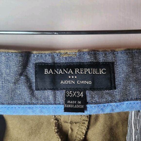 Banana Republic Aiden Chino Pants Men 35x34 Khaki Tan Flat Front - Picture 2 of 7